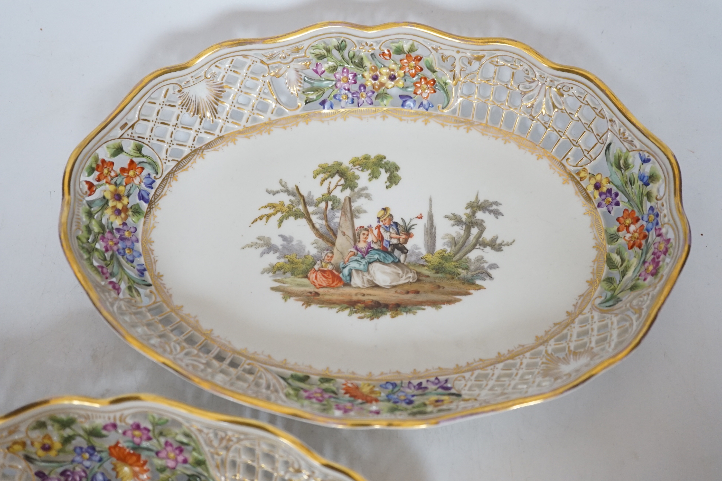 A pair of Meissen oval reticulated dishes, 28cm diameter